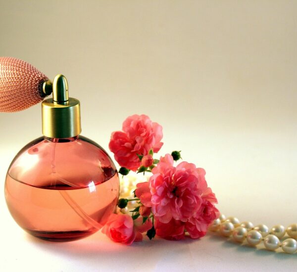 Czy warto kupować perfumy przez Internet?